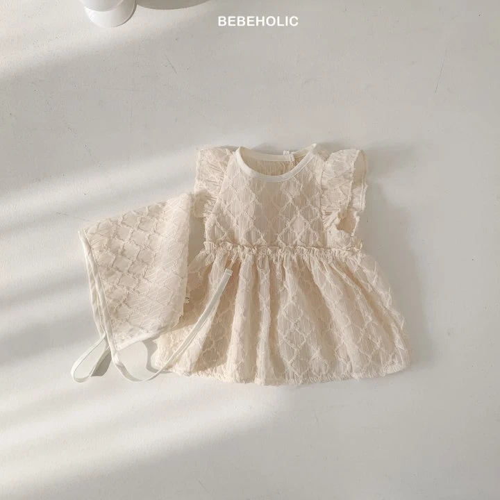 Bebe Holic - Korean Baby Fashion - #babyoutfit - Milky Bonnet Set - 11