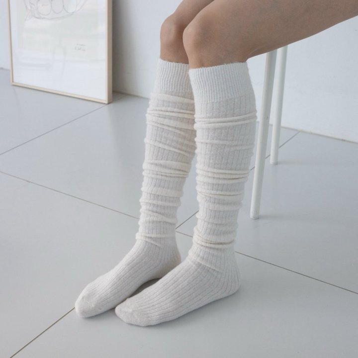 Eeiitt - Korean Women Fashion - #momslook - Ribbed Warmer Overknee Socks - 5