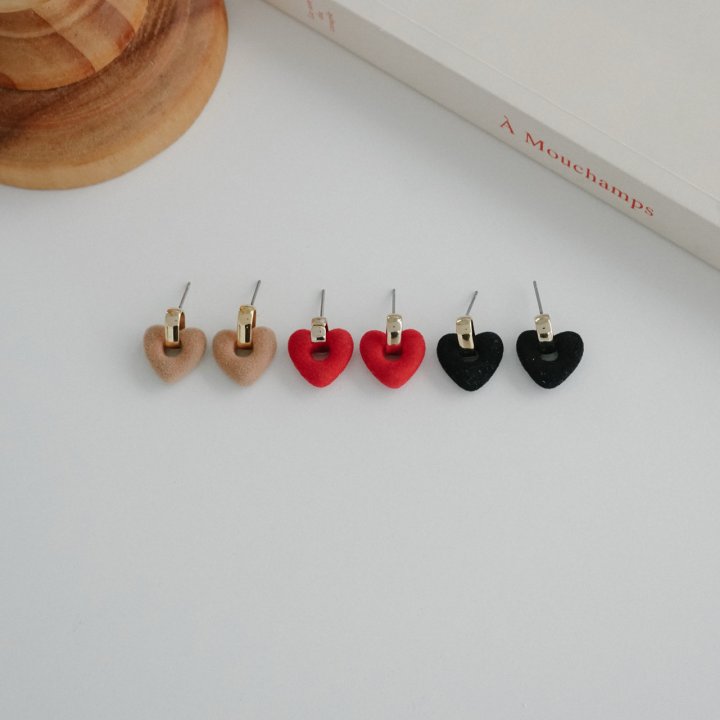 Eeiitt - Korean Women Fashion - #romanticstyle - Girls Suede Heart Earrings