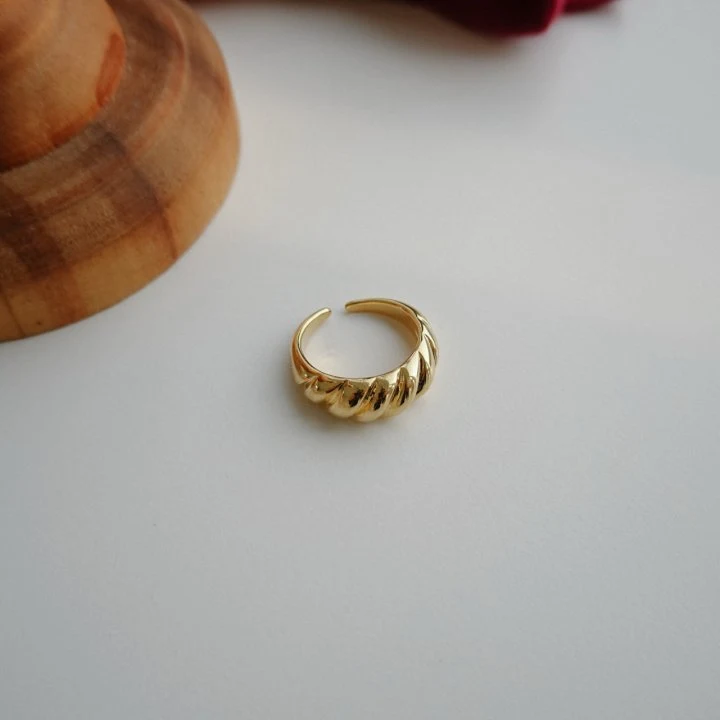 Eeiitt - Korean Women Fashion - #vintageinspired - Salt Lake Wind Twist Ring - 4