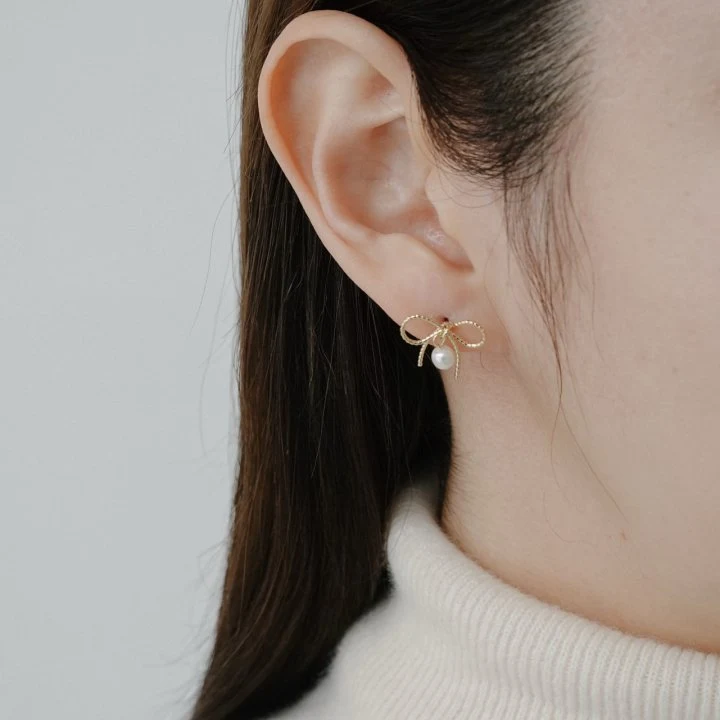 Eeiitt - Korean Women Fashion - #womensfashion - Velua Mini Pearl Ribbon Earrings - 10