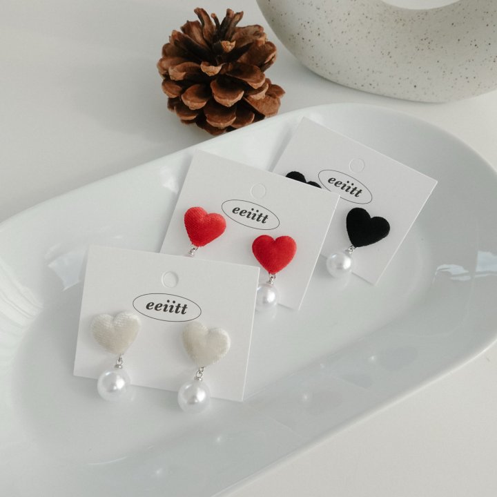 Eeiitt - Korean Women Fashion - #womensfashion - Velvet Heart Earrings - 10