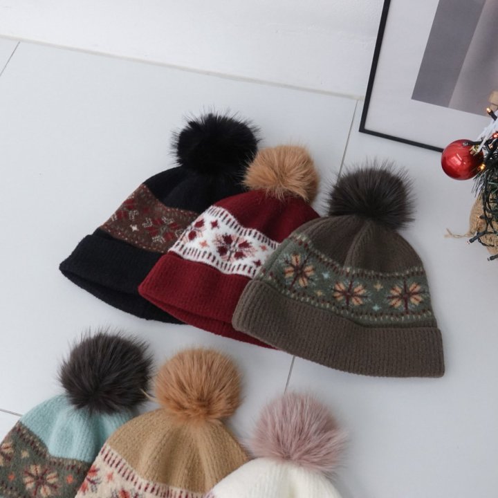 Eeiitt - Korean Women Fashion - #womensfashion - Snow Ball Beanie - 3