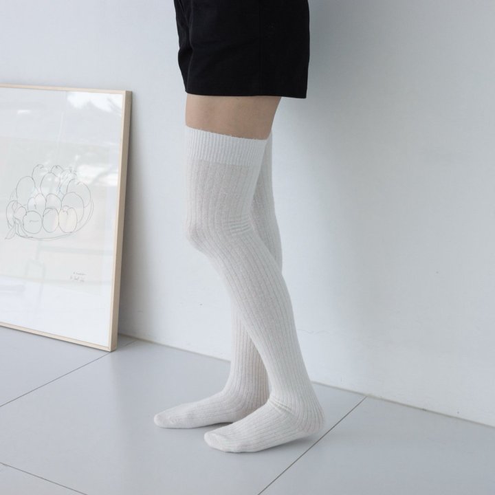 Eeiitt - Korean Women Fashion - #womensfashion - Ribbed Warmer Overknee Socks - 2