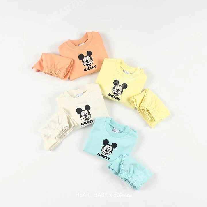 Heart Baby - Korean Children Fashion - #childofig - M Face Embroidered Shorts Top Bottom Set - 4