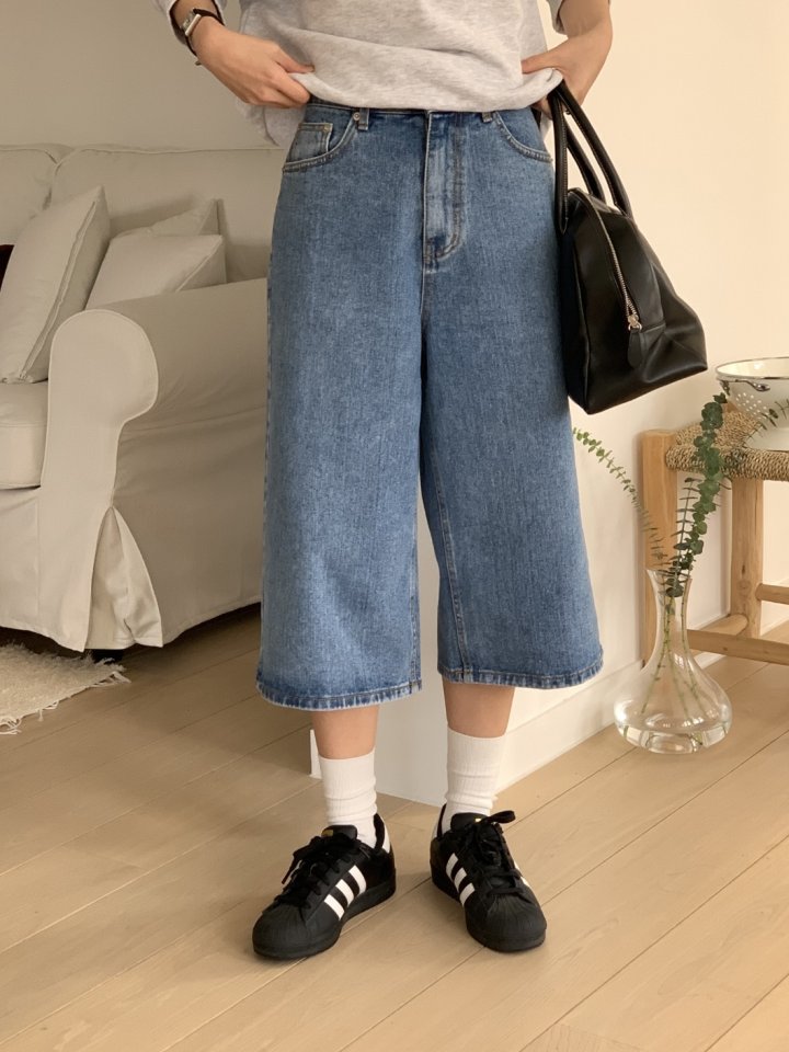 I'm here - Korean Women Fashion - #womensfashion - Bermuda Denim Pants - 4