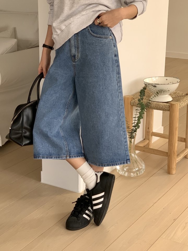 I'm here - Korean Women Fashion - #momslook - Bermuda Denim Pants - 8