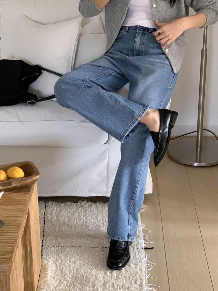 I'm here - Korean Women Fashion - #momslook - Cat Brush Half High Straight Denim Pants - 2