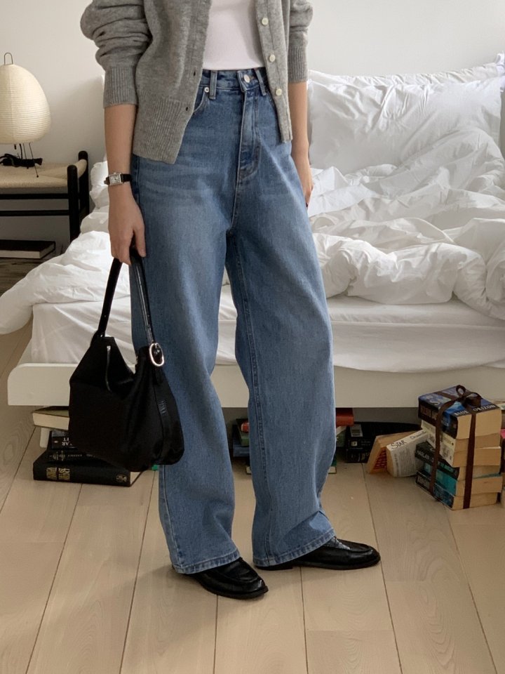 I'm here - Korean Women Fashion - #momslook - Cat Brush Half High Straight Denim Pants - 5