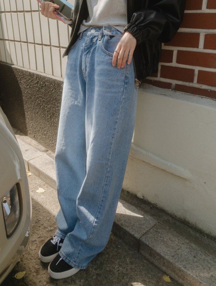 I'm here - Korean Women Fashion - #momslook - Vizo Wide Denim Pants