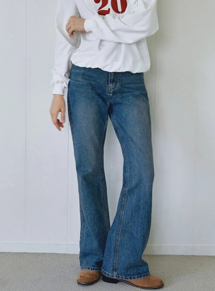 I'm here - Korean Women Fashion - #momslook - Sand Brush Bootscut Denim Pants - 6