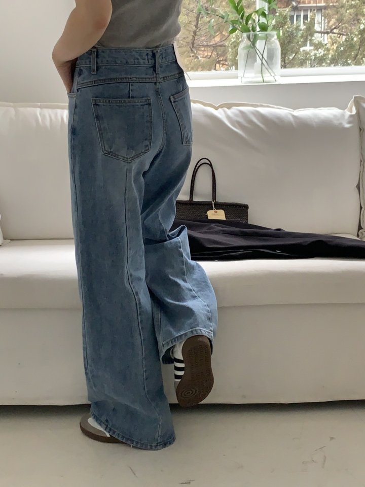 I'm here - Korean Women Fashion - #romanticstyle - Cat Slit Wide Denim Pants - 6