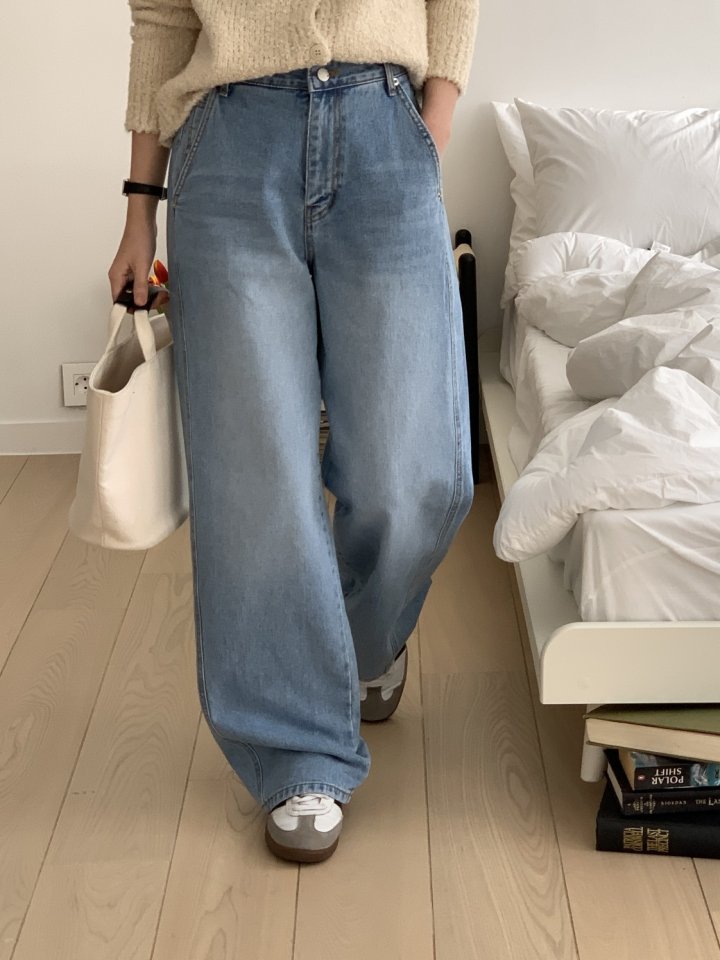 I'm here - Korean Women Fashion - #womensfashion - Diagonal Pocket Wide Denim Pants - 2