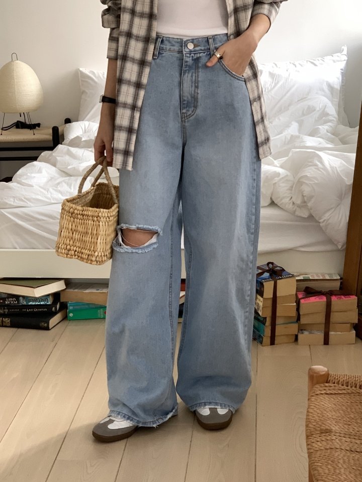 I'm here - Korean Women Fashion - #womensfashion - Light Vintage Wide Denim Pants