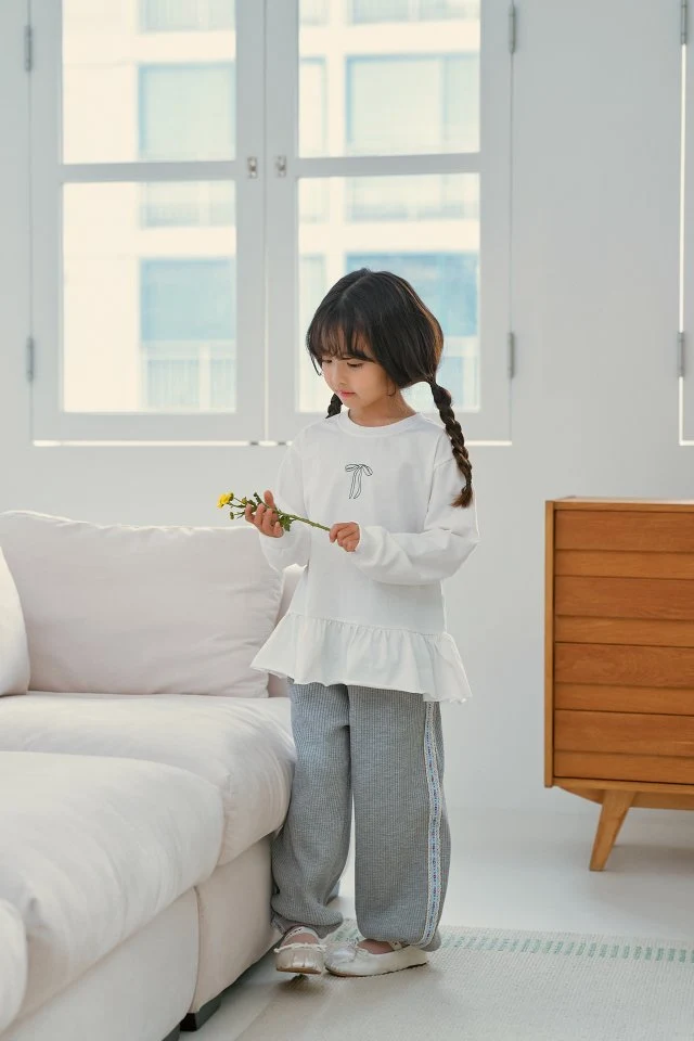 Momo Ann - Korean Children Fashion - #childofig - Frill Long Tee - 6