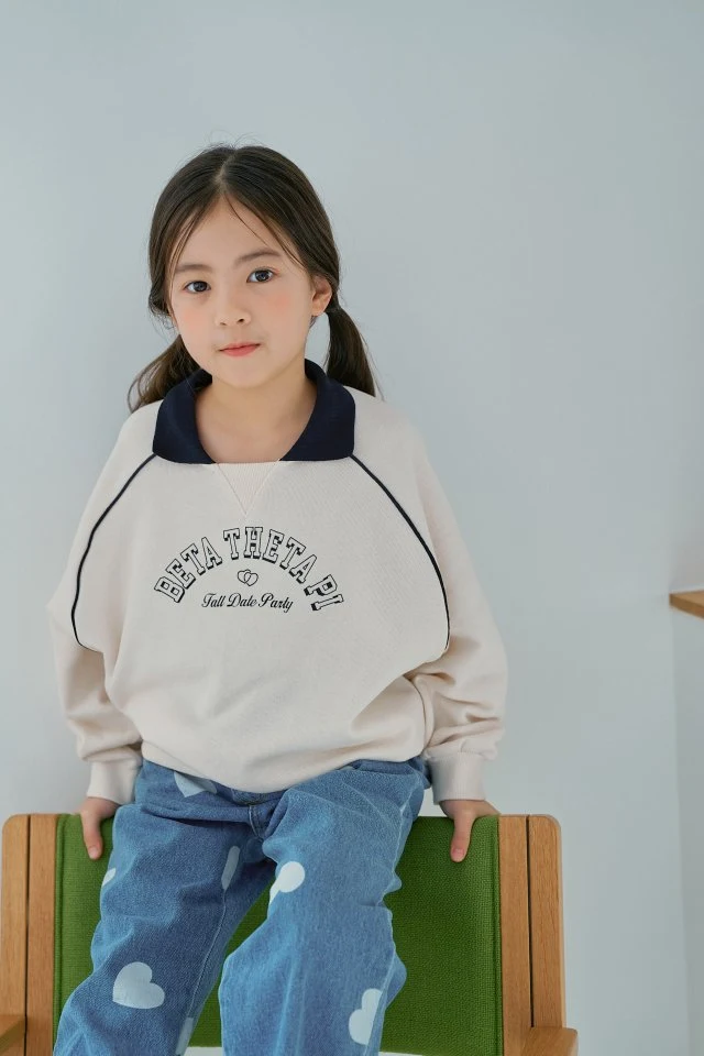 Momo Ann - Korean Children Fashion - #kidsshorts - Collar Sweatshirts - 9