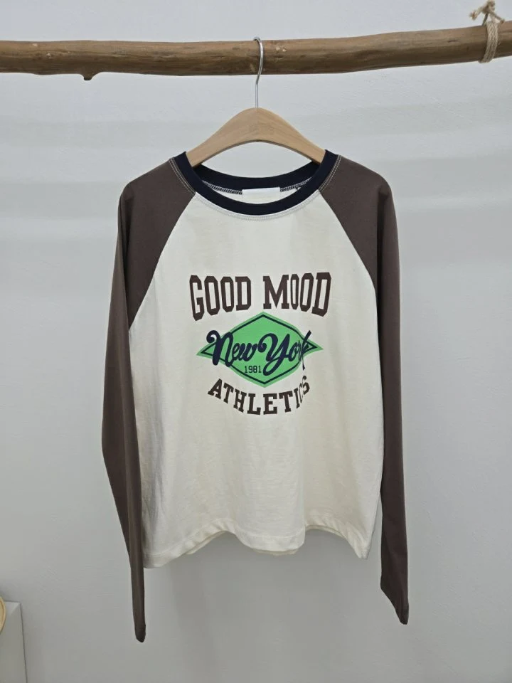 Most - Korean Women Fashion - #momslook - New York Raglan Tee - 2