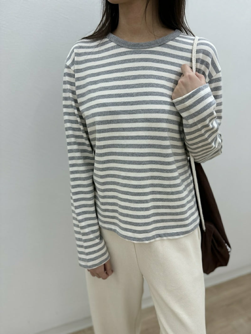 Most - Korean Women Fashion - #restrostyle - Dint Stripe Tee - 5