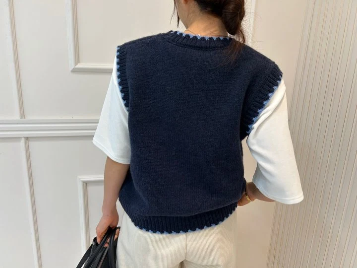 Pearls room - Korean Women Fashion - #womensfashion - Raglan Knit Vest - 10