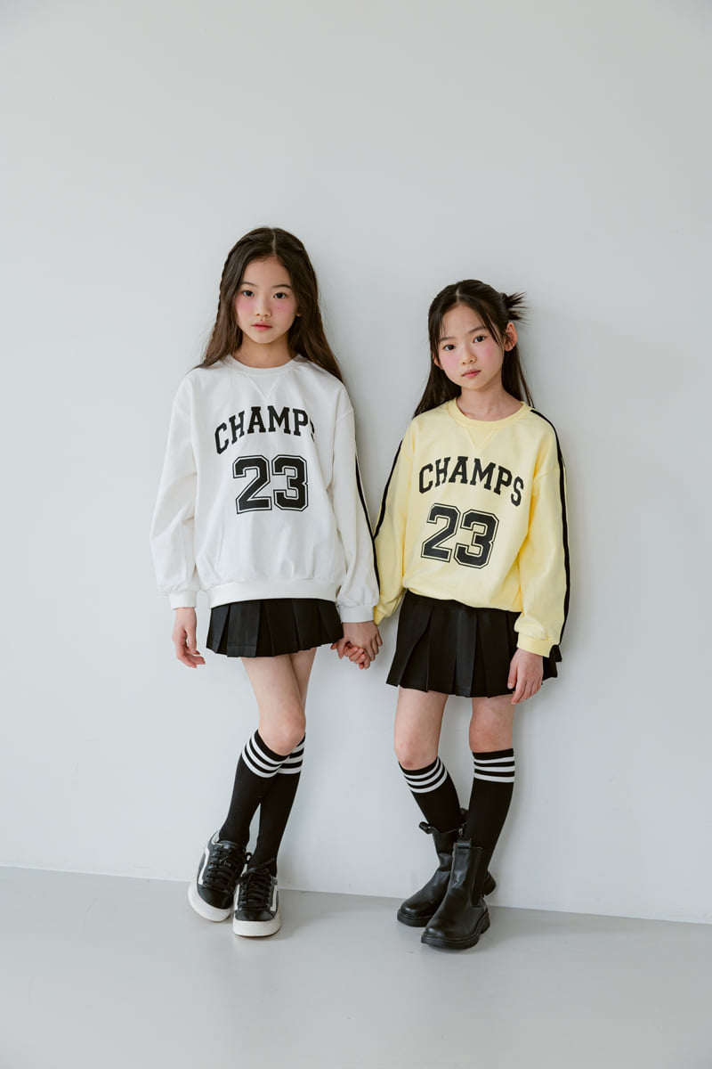 Sm2 - Korean Children Fashion - #magicofchildhood - T08 Champions Line Sweatshirts